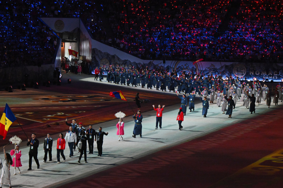 President Ilham Aliyev, and First Lady Mehriban Aliyeva attend opening ceremony of 6th World Nomad Games in Bishkek (PHOTO/VIDEO)