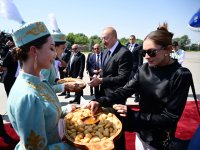 President Ilham Aliyev arrives in Kyrgyz Republic for working visit (PHOTO)