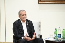 President Ilham Aliyev meets with Iranian President in Bishkek (PHOTO/VIDEO)
