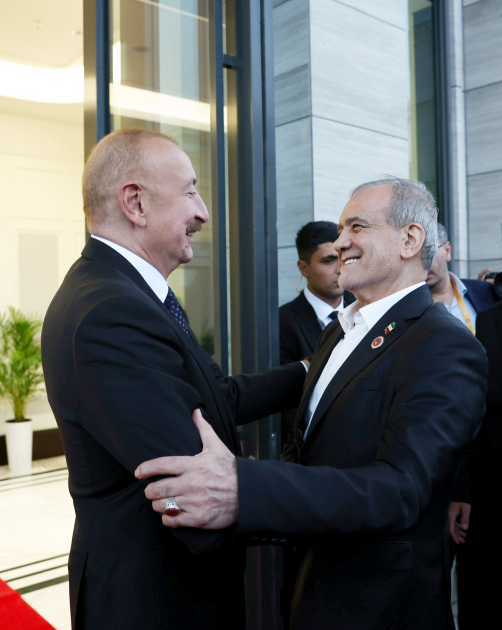President Ilham Aliyev meets with Iranian President in Bishkek (PHOTO/VIDEO)