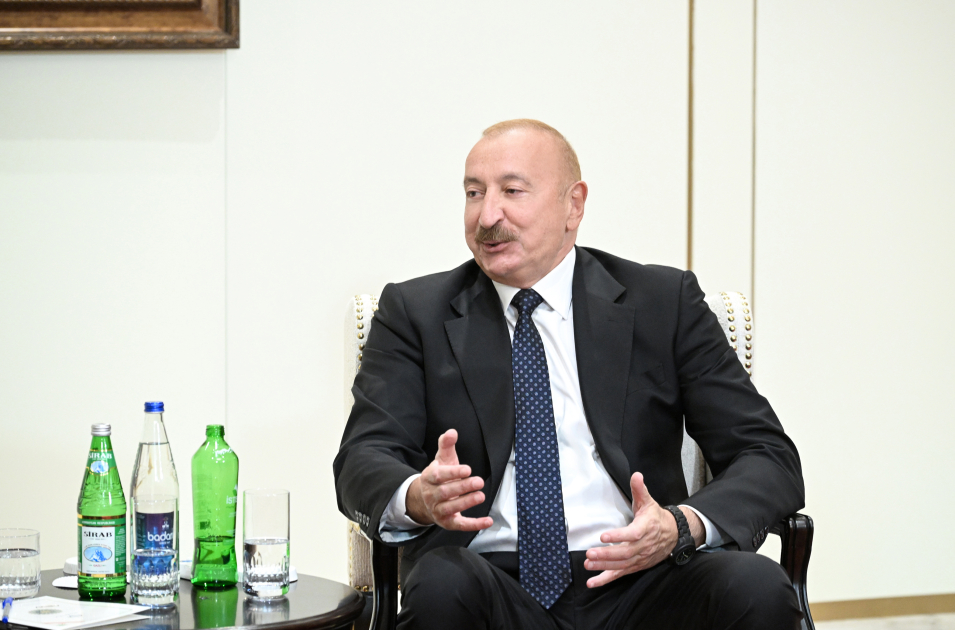 President Ilham Aliyev meets with Iranian President in Bishkek (PHOTO/VIDEO)