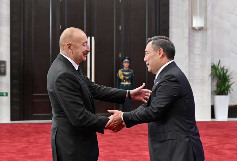 President Ilham Aliyev attends SCO Plus format meeting (PHOTO)
