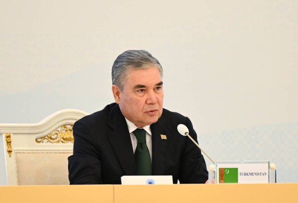 Gurbanguly Berdimuhamedov calls transport links key task for Turkmenistan