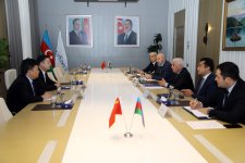 Azerbaijan, China discuss cooperation in renewables (PHOTO)