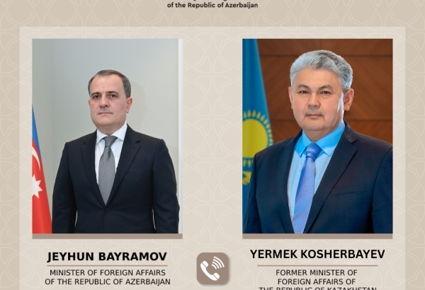 Azerbaijani minister holds phone call with former Kazakh MFA