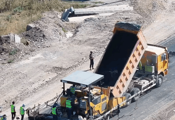Kyrgyzstan reviews progress of Suusamyr-Talas-Taraz road works