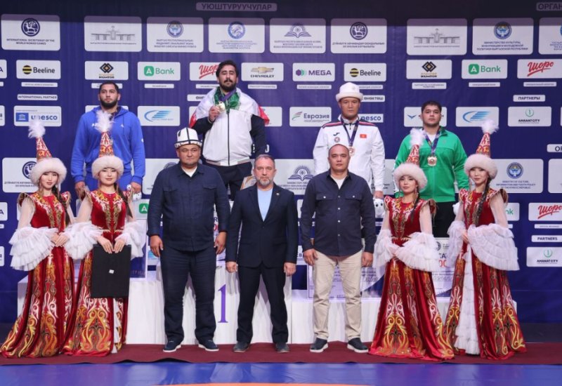 Azerbaijani wrestler wins silver medal at World Nomad Games
