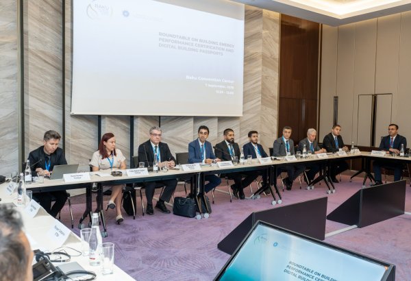 Baku Climate Week discusses building energy efficiency certification (PHOTO)