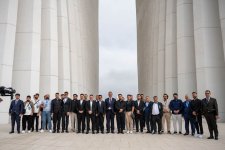 Azerbaijani religious figures visit Victory Monument in Baku (PHOTO)