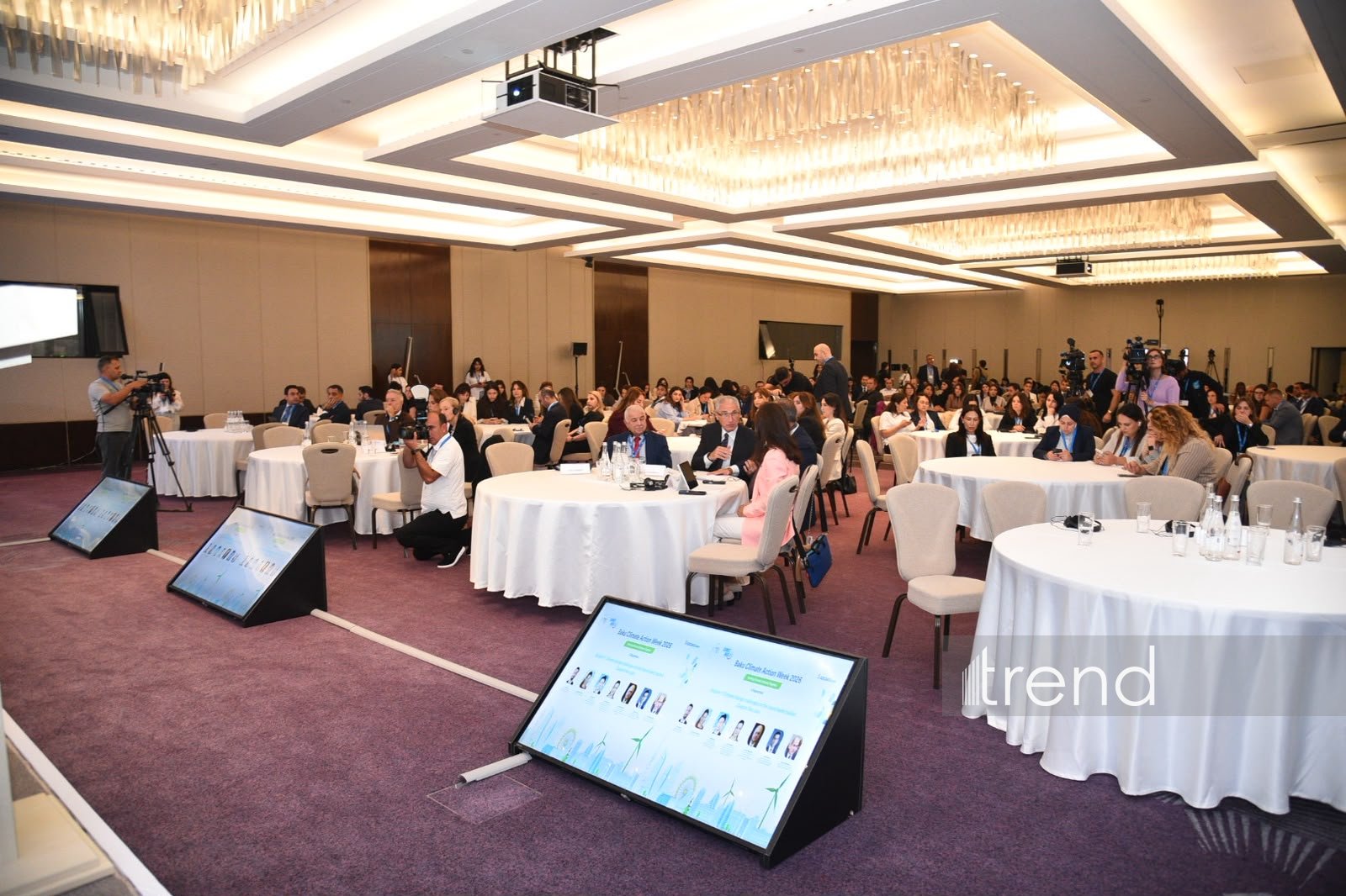 Second day of 4th Climate Week concludes in Baku (PHOTO)