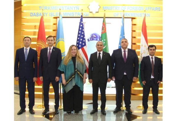 Ashgabat brings U.S. and Central Asia together for C5+1 talks