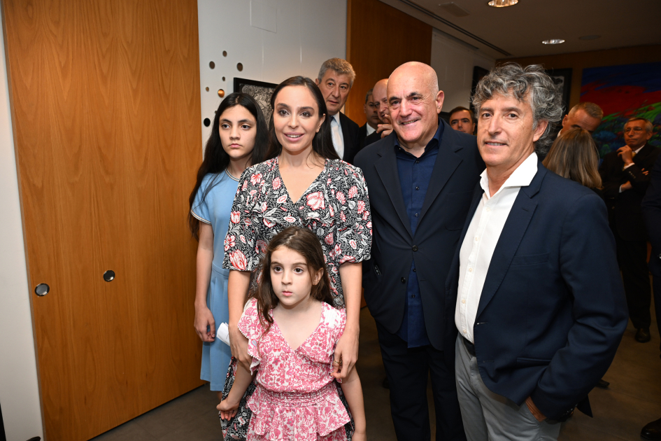 Heydar Aliyev Foundation VP Leyla Aliyeva, Arzu Aliyeva attend MAMA “Mother Nature” international art exhibition in Madrid (PHOTO)