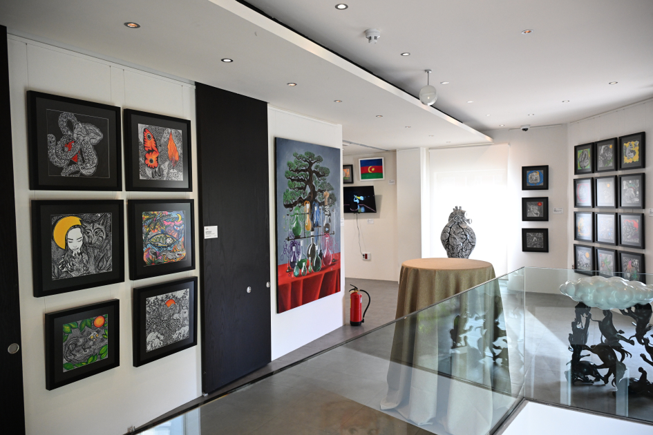 Heydar Aliyev Foundation VP Leyla Aliyeva, Arzu Aliyeva attend MAMA “Mother Nature” international art exhibition in Madrid (PHOTO)