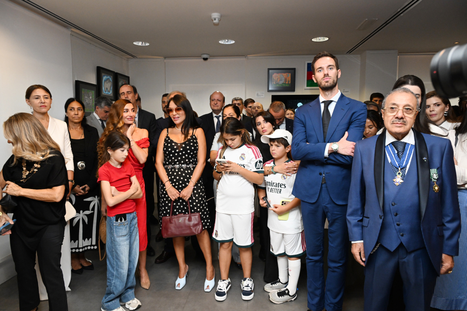 Heydar Aliyev Foundation VP Leyla Aliyeva, Arzu Aliyeva attend MAMA “Mother Nature” international art exhibition in Madrid (PHOTO)
