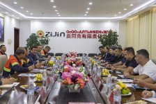 Azerbaijani delegation visits Altynken gold mine and gold refinery in Kyrgyzstan (PHOTO)