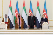 President Ilham Aliyev receives UAE National Security Advisor (PHOTO)