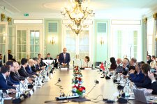Azerbaijan, Switzerland explore new horizons for trade and investment (PHOTO)