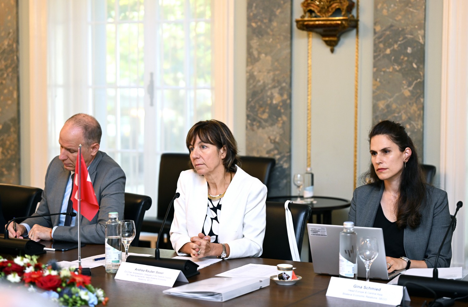 Azerbaijan, Switzerland explore progress of new joint initiatives (PHOTO)