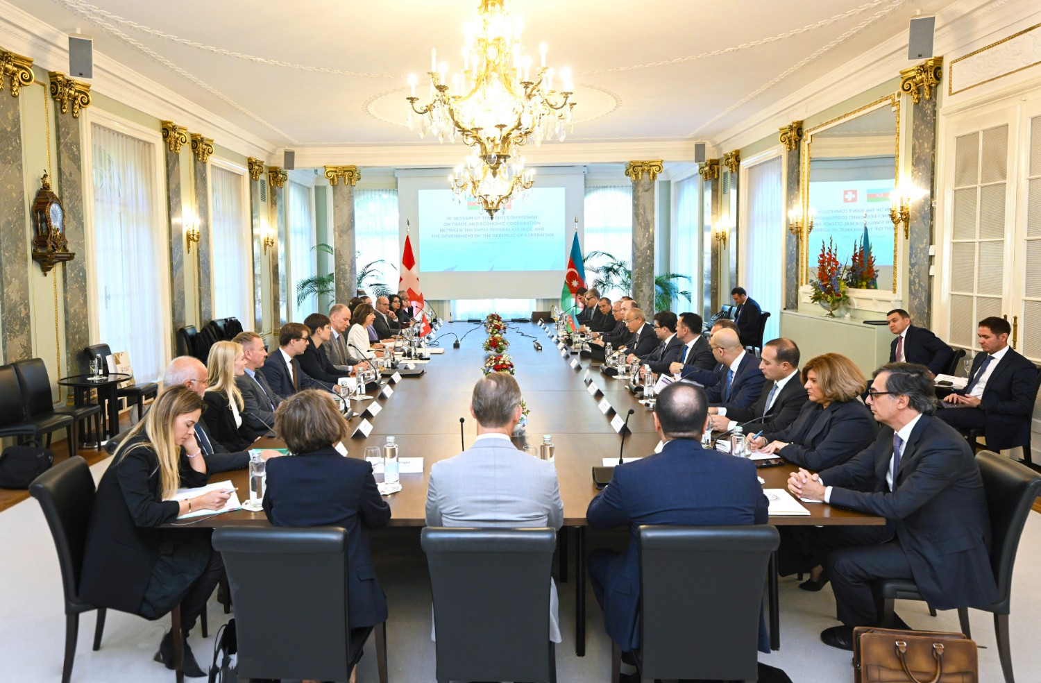 Azerbaijan, Switzerland explore progress of new joint initiatives (PHOTO)