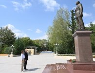 President Ilham Aliyev and First Lady Mehriban Aliyeva arrive in Shamakhi district (PHOTO)