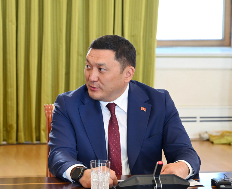 President Ilham Aliyev receives heads of security bodies of OTS member states (PHOTO)
