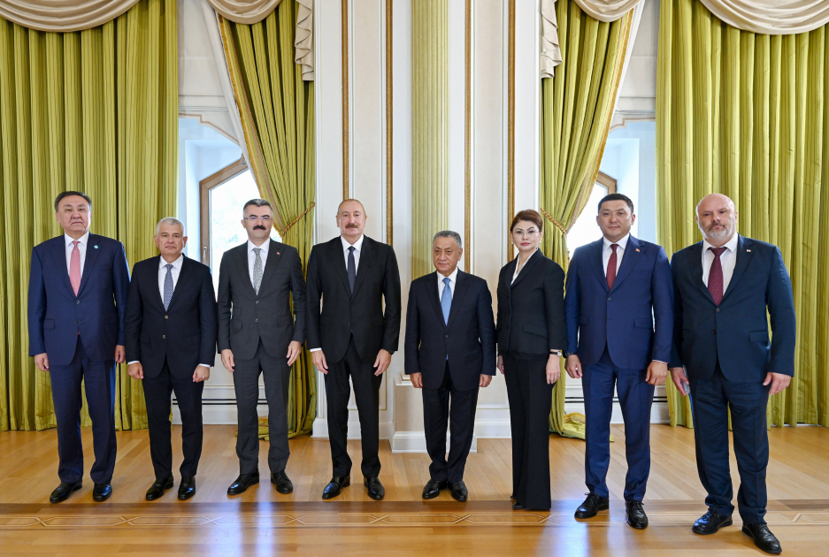 President Ilham Aliyev receives heads of security bodies of OTS member states (PHOTO)