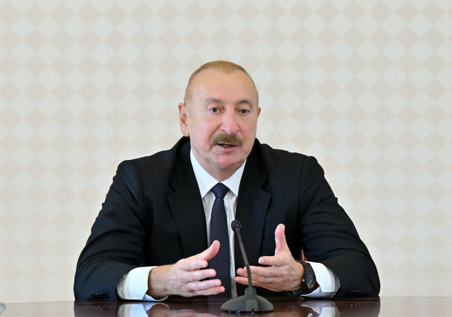 President Ilham Aliyev receives heads of security bodies of OTS member states (PHOTO)