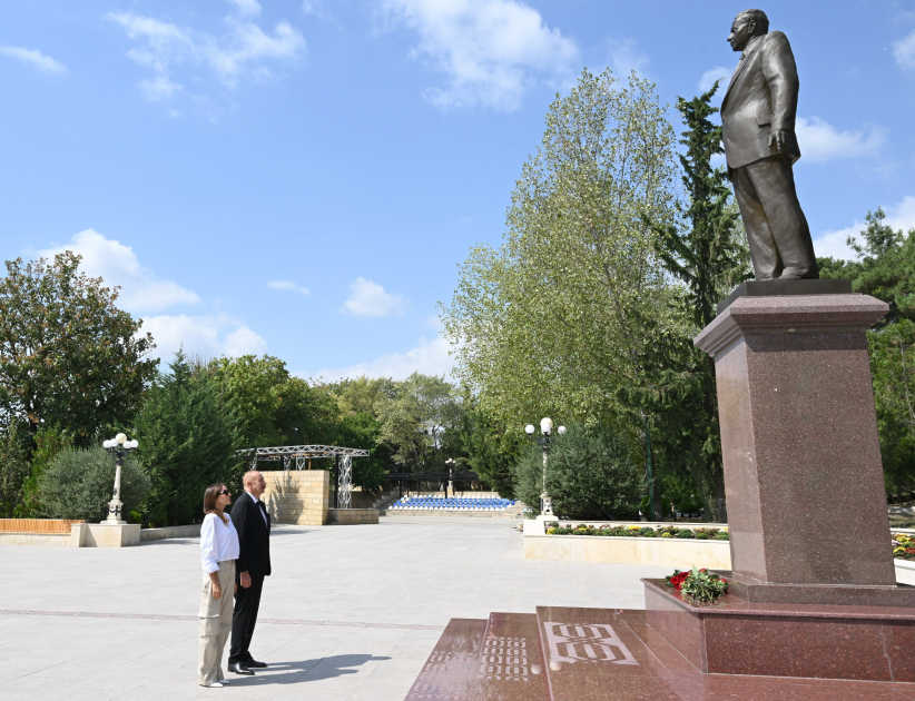 President Ilham Aliyev and First Lady Mehriban Aliyeva arrive in Shamakhi district (PHOTO)