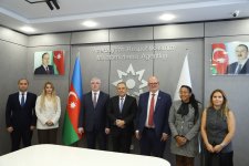 Azerbaijan, UK discuss expanding humanitarian demining cooperation (PHOTO)