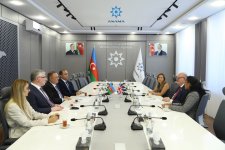 Azerbaijan, UK discuss expanding humanitarian demining cooperation (PHOTO)