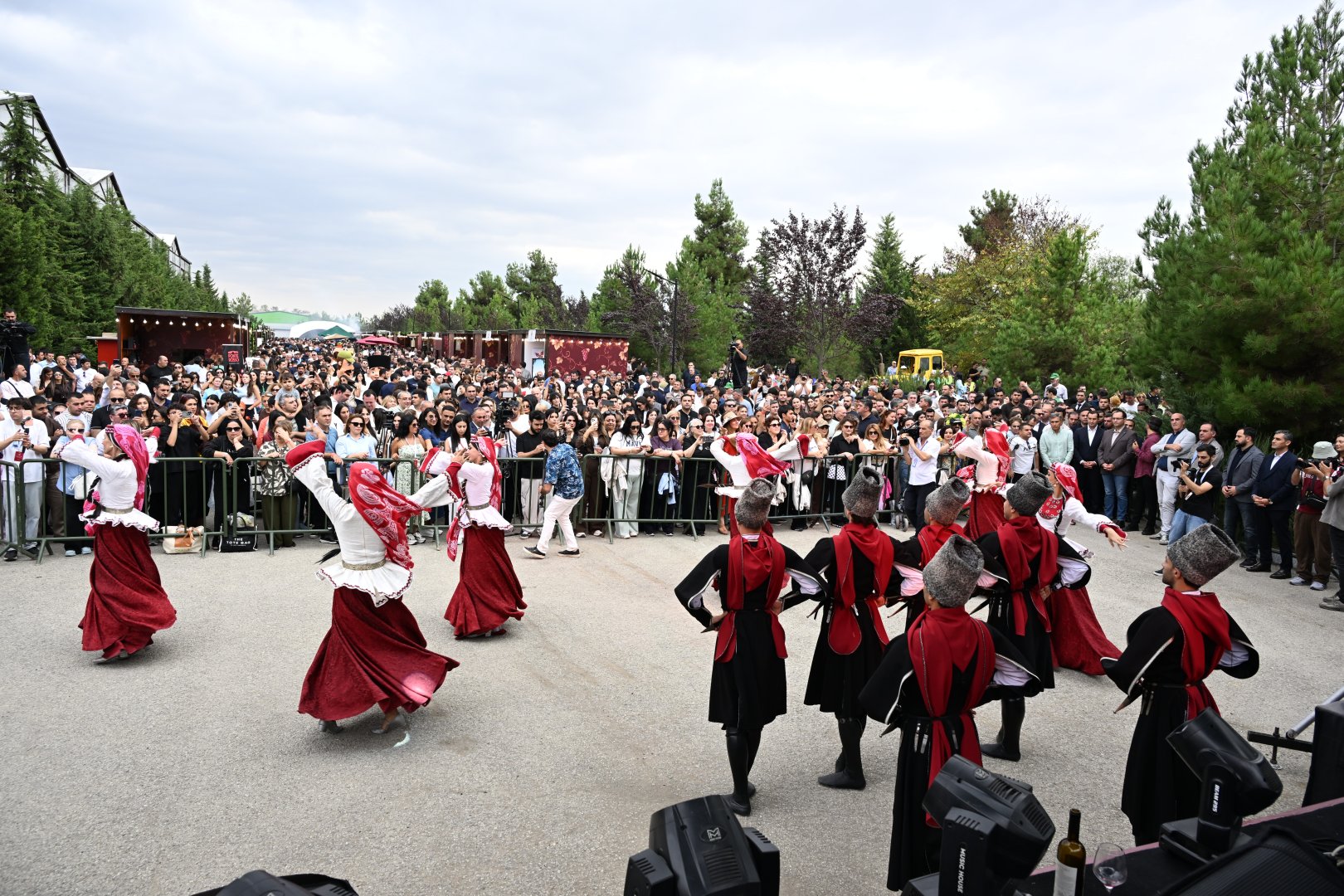 Opening ceremony of Grape and Wine Festival held in Shamakhi (PHOTO)