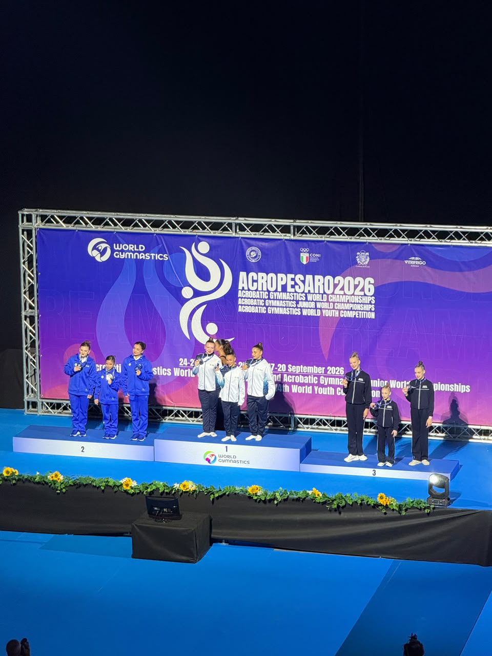 Azerbaijani gymnasts win medals at world acrobatics competitions (PHOTO)