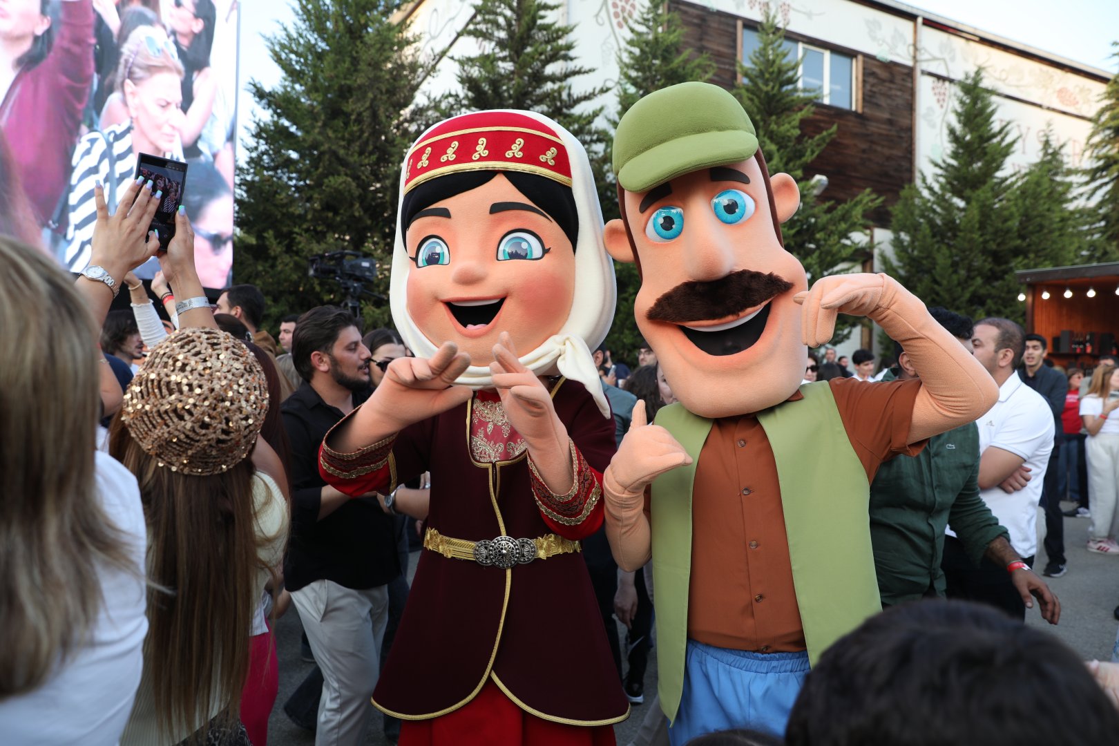 First day of Shamakhi Grape and Wine Festival continues with concert program (PHOTO/VIDEO)