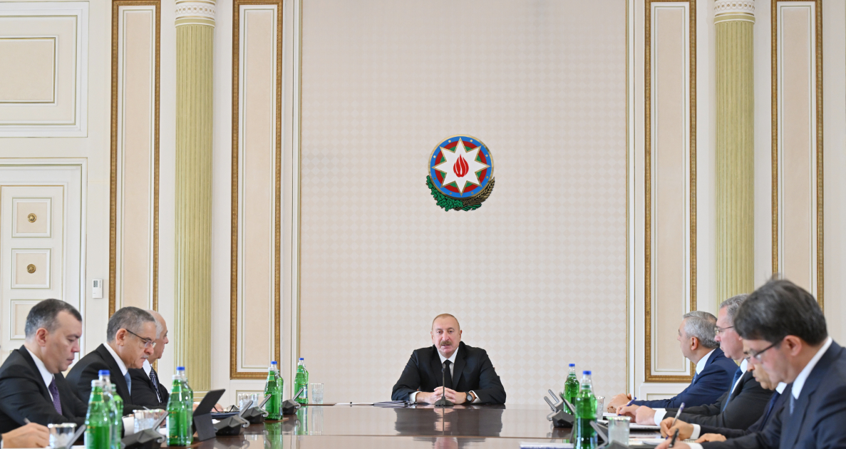 President Ilham Aliyev chairs meeting on State Program for development of mining and metallurgical industry (PHOTO/VIDEO)