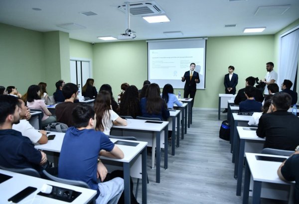Azerbaijan connects rise in renewable energy specialists to expansion of projects (PHOTO)