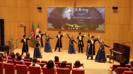 ADA University hosts Lecture-Concert on ‘Pearls of Art’ Project (PHOTO)
