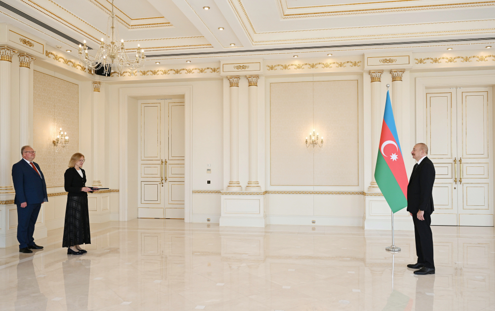 President Ilham Aliyev receives Estonia's newly appointed ambassador to Azerbaijan (PHOTO/VIDEO)