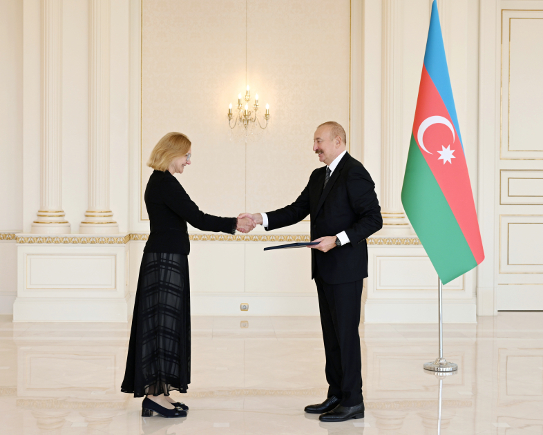President Ilham Aliyev receives Estonia's newly appointed ambassador to Azerbaijan (PHOTO/VIDEO)