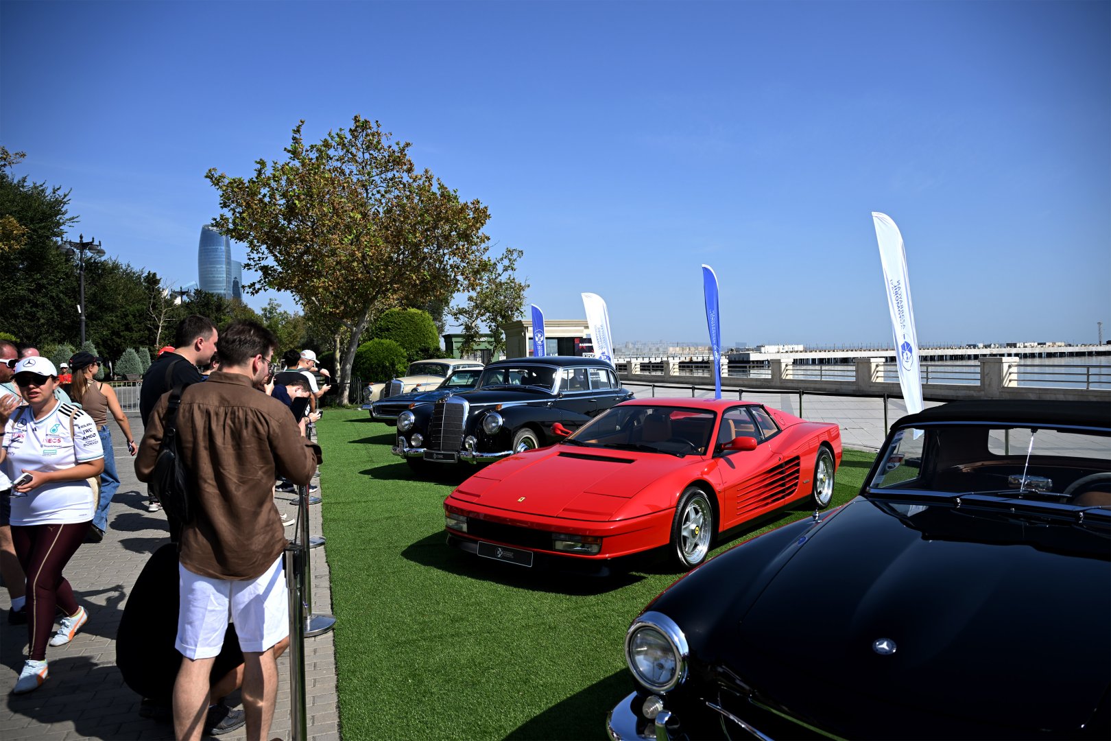 AAF holds classic car exhibition during Formula 1 Azerbaijan Grand Prix (PHOTO)
