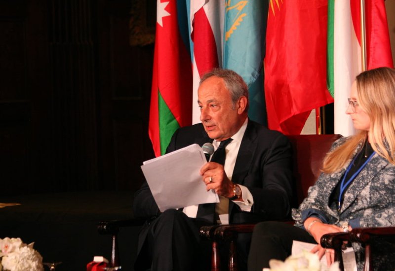 Apollo discussing financing large-scale energy projects in Azerbaijan