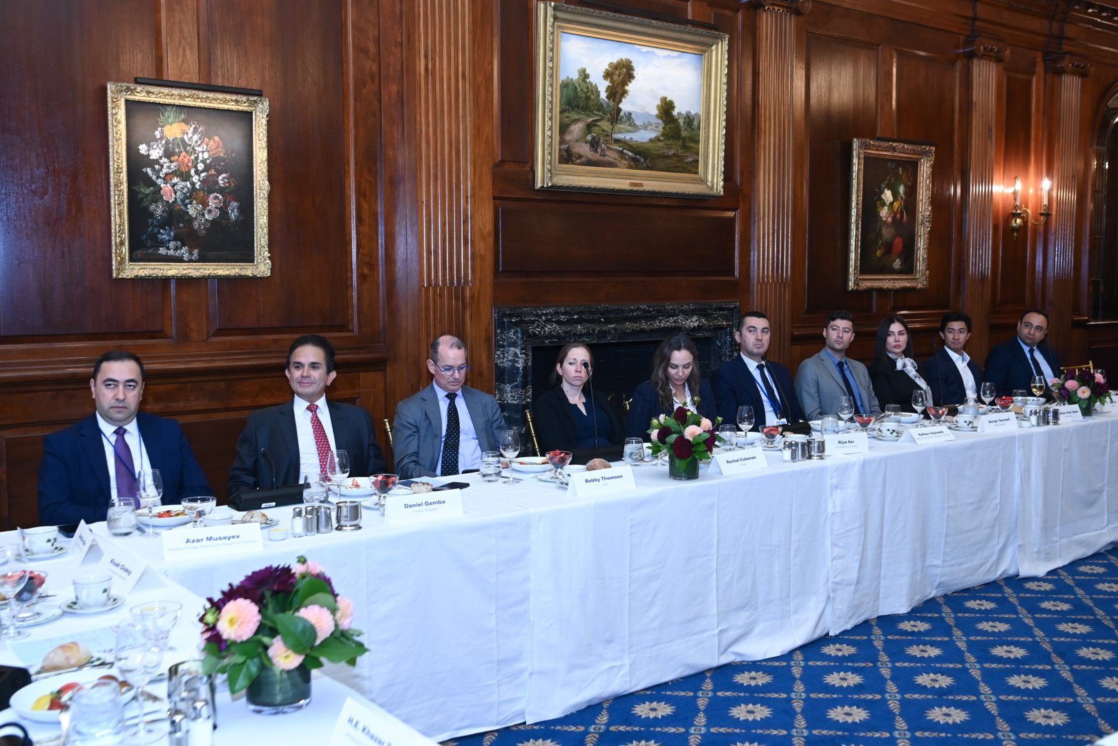 Jeyhun Bayramov outlines Azerbaijan’s strategic priorities at U.S. business roundtable (PHOTO)