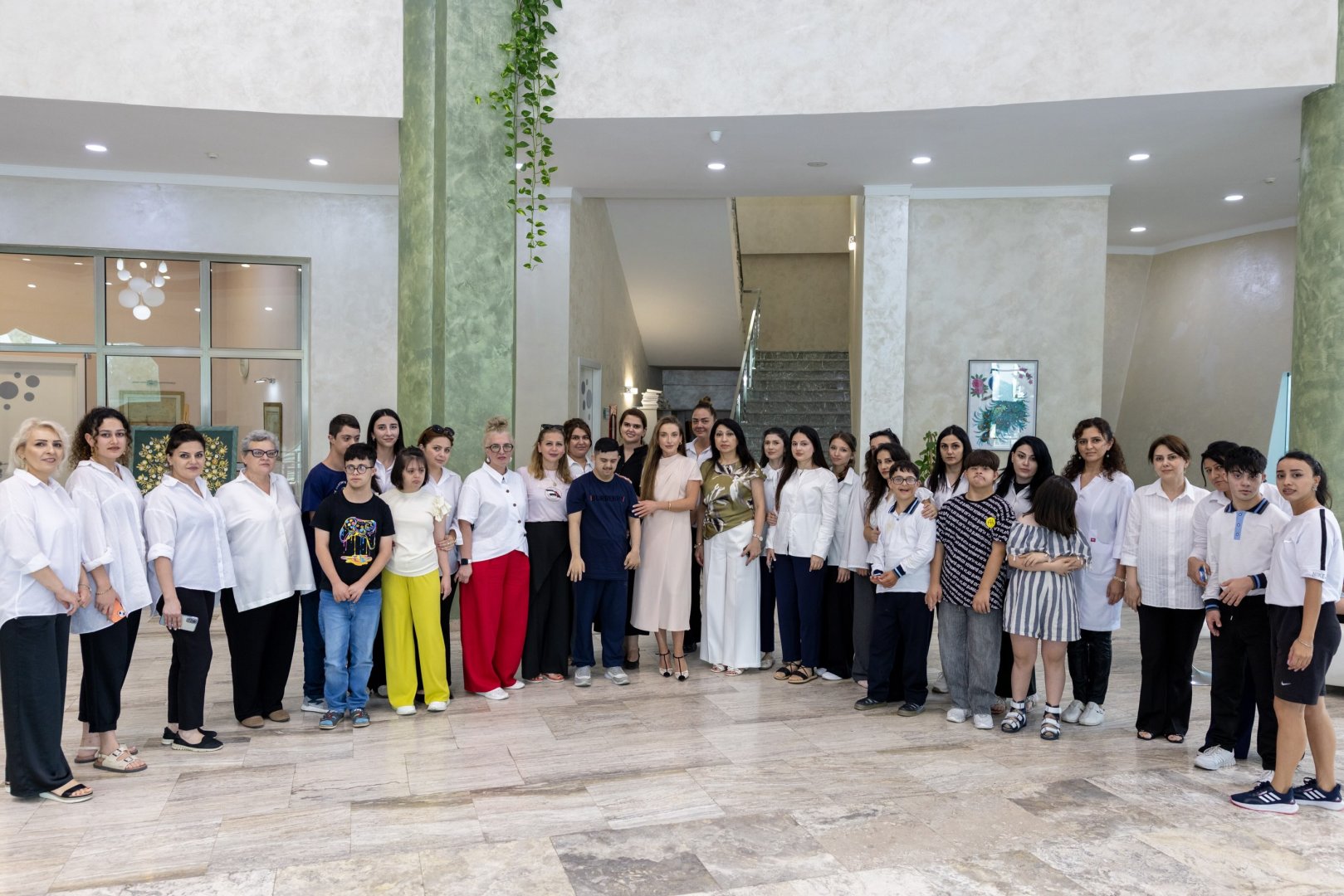 Alena Aliyeva visits center for children with special needs (PHOTO/VIDEO)