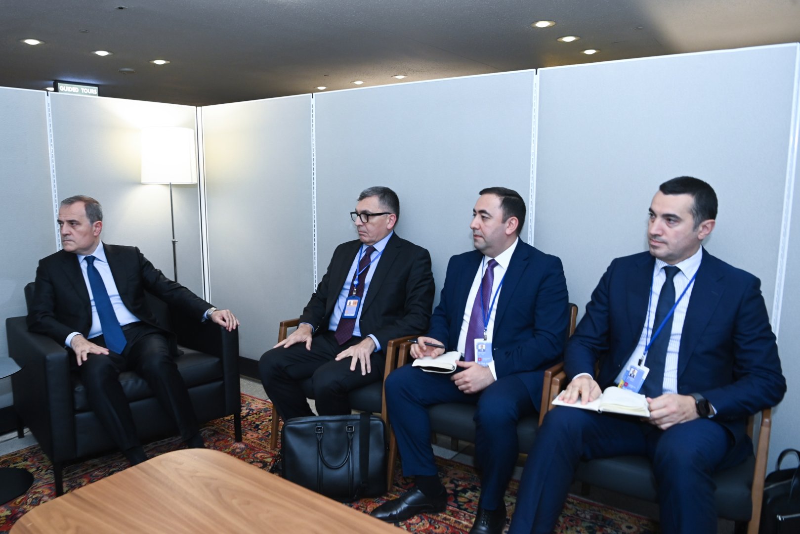 Azerbaijan, Armenia discuss unblocking economic, transport links (PHOTO)