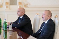 President Ilham Aliyev receives Chairman and CEO of Neuberger Berman (PHOTO)