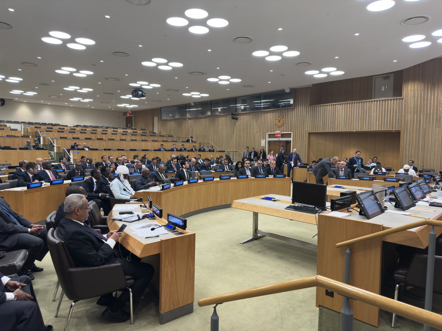 Azerbaijani FM outlines country’s preparations to host OIC Summit in 2027 (PHOTO)
