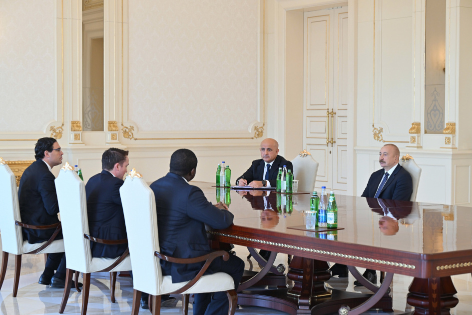 President Ilham Aliyev receives Chief Executive Officer of Brookfield Asset Management (PHOTO)