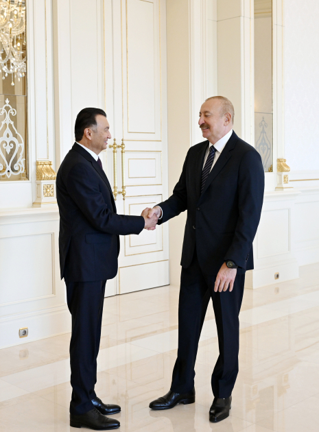 President Ilham Aliyev receives Prime Minister of Tajikistan (PHOTO)