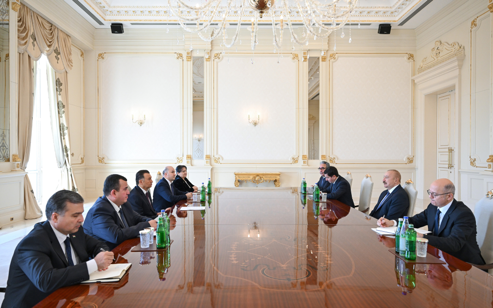 President Ilham Aliyev receives Prime Minister of Tajikistan (PHOTO)