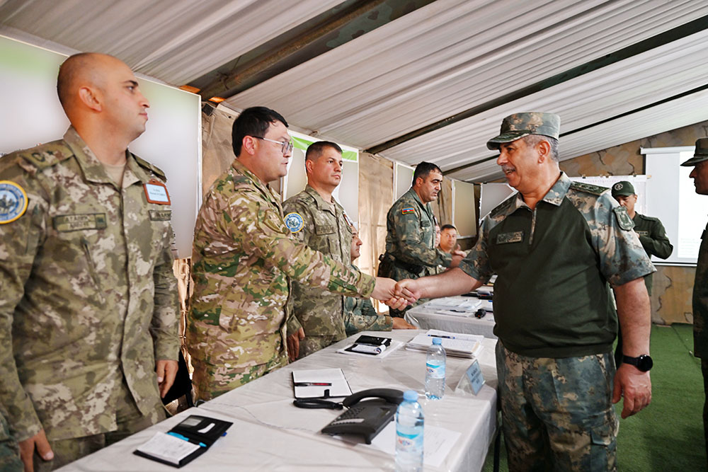 Azerbaijani Defense Ministry leadership observes training activities as part of exercise (PHOTO/VIDEO)