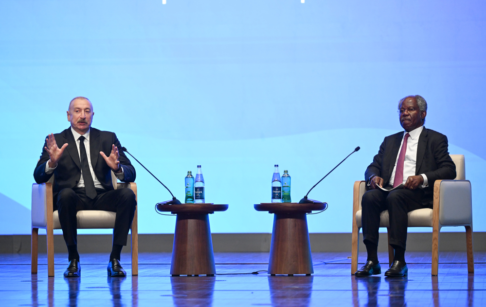 President Ilham Aliyev attends event held as part of 2nd Azerbaijan International Investment Forum (LIVE/PHOTO)